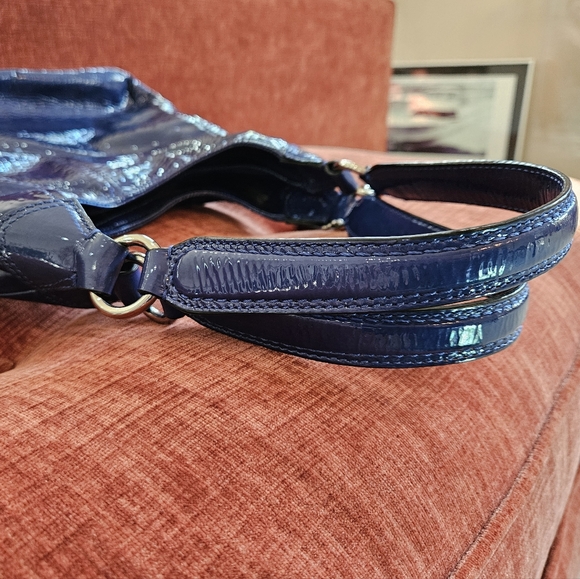 Coach Madison Maggie Shoulder Bag Ultra Marine Blu Patent Leather Never Worn EUC - Picture 14 of 16